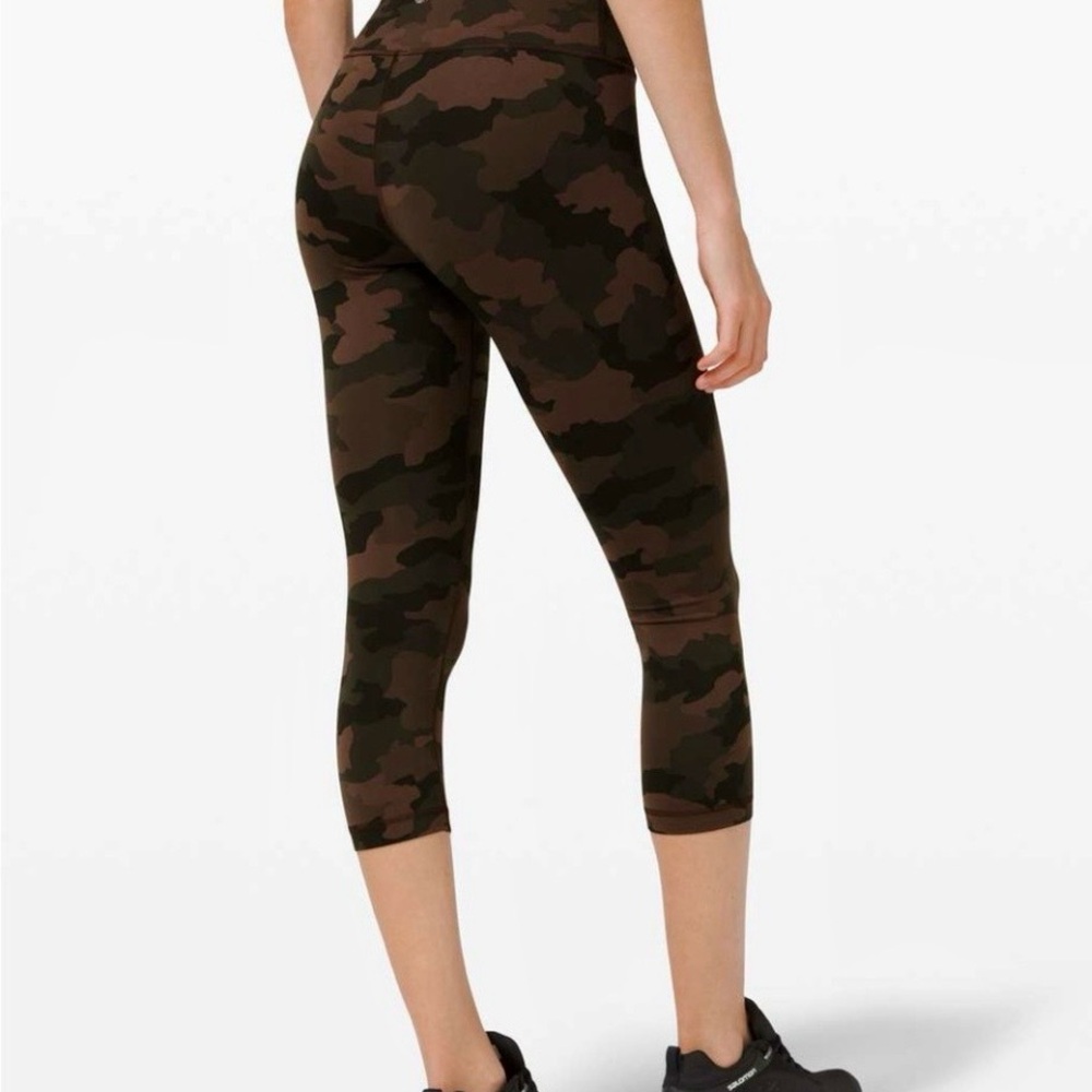 Lululemon Wunder Train HR Crop - Picture 2 of 7